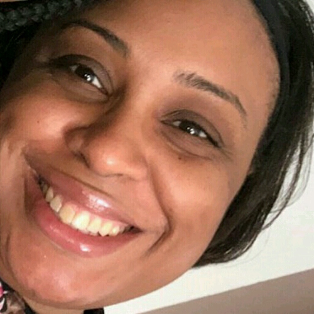 Meet your Posher, Latoyia